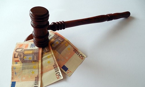 Recht und Finanzen
